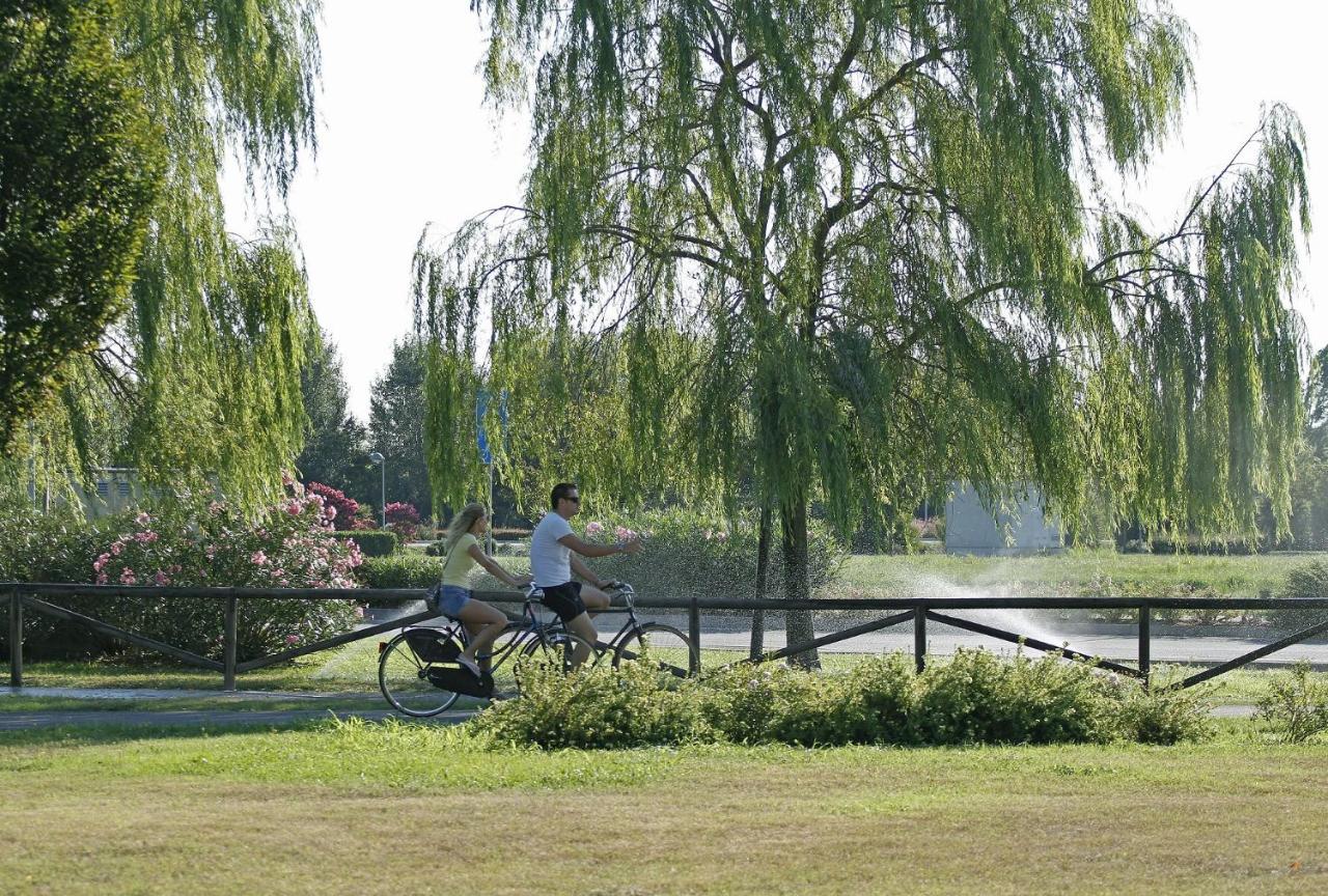 Pini Village Lido Altanea 카오를레 외부 사진