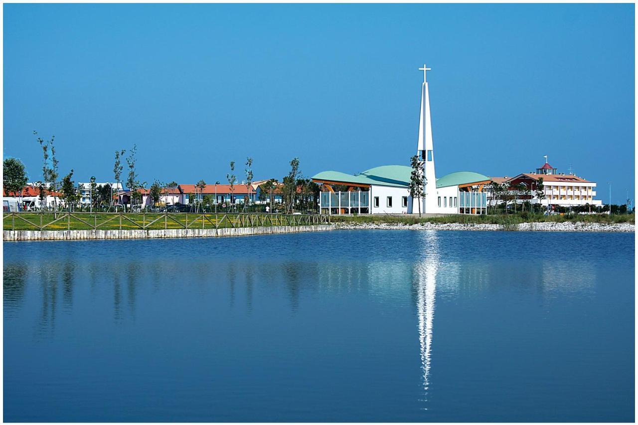 Pini Village Lido Altanea 카오를레 외부 사진